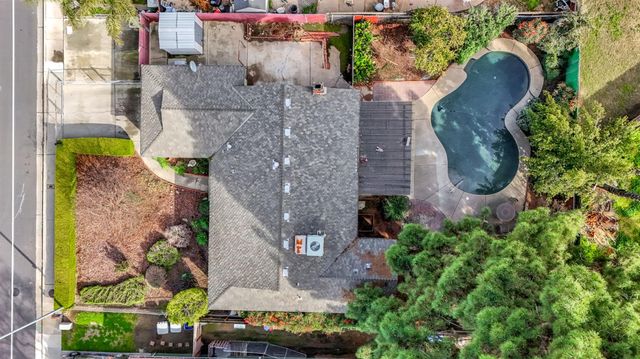 1606 Barstow Avenue, Clovis, CA 93611