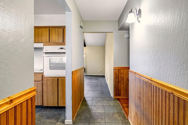 1606 Barstow Avenue, Clovis, CA 93611