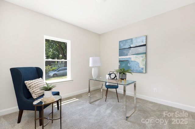 212 Queens Court, Gastonia, NC 28052