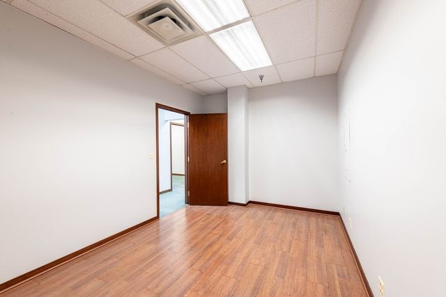 415 Washington Street 116, Waukegan, IL 60085