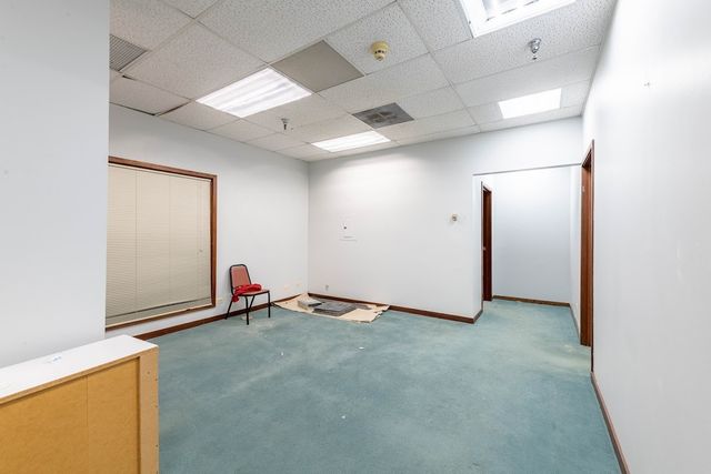 415 Washington Street 116, Waukegan, IL 60085