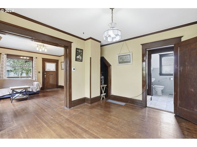 3203 Se 66TH Ave, Portland, OR 97206