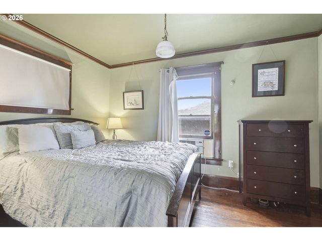 3203 Se 66TH Ave, Portland, OR 97206