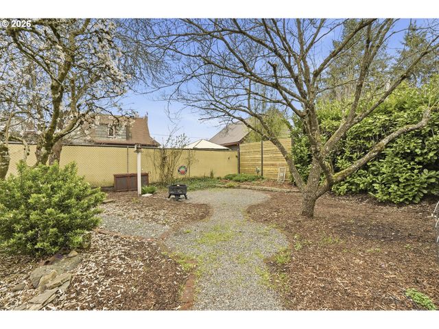 3203 Se 66TH Ave, Portland, OR 97206