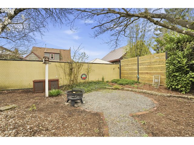 3203 Se 66TH Ave, Portland, OR 97206