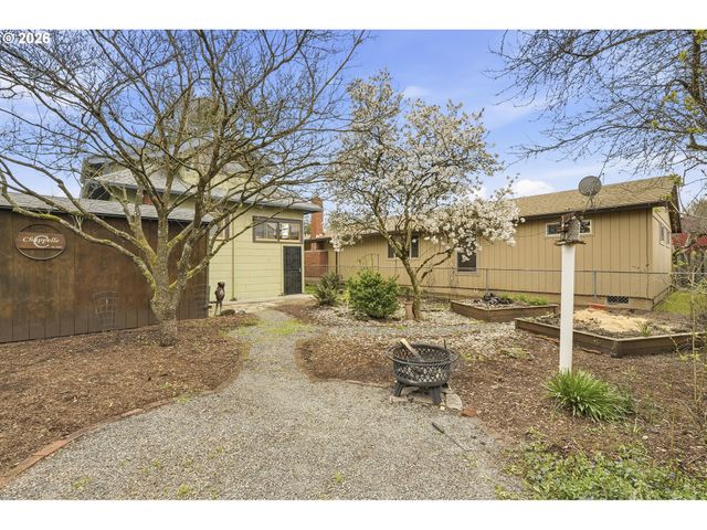3203 Se 66TH Ave, Portland, OR 97206