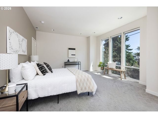 3517 N ALBINA Ave, Portland, OR 97227