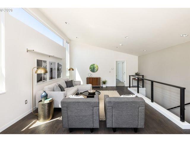 3517 N ALBINA Ave, Portland, OR 97227