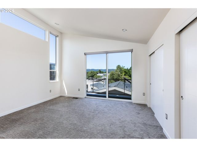 3517 N ALBINA Ave, Portland, OR 97227