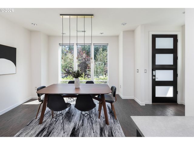 3517 N ALBINA Ave, Portland, OR 97227