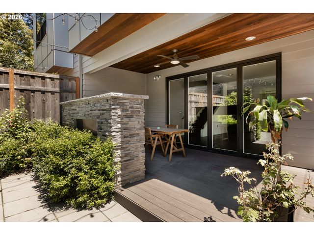 3517 N ALBINA Ave, Portland, OR 97227