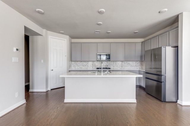 9455 Towne Lake Parkway Parkway, Cypress, TX 77433