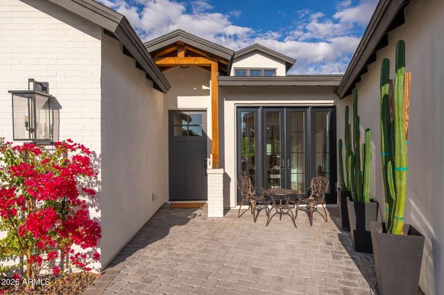 4017 N 49TH Place, Phoenix, AZ 85018