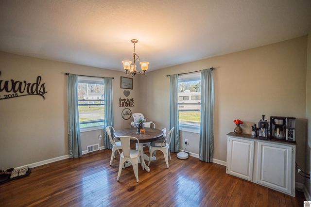 4670 Magruder Village, Kevil, KY 42053