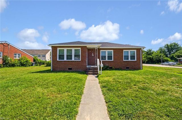2 Reynolds DR, Hampton, VA 23666