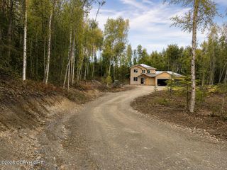5762 W Kathi Drive, Wasilla, AK 99623