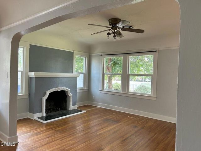 2114 2nd Street, Bakersfield, CA 93304