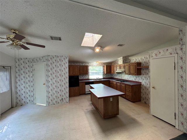 31103 Cherokee Rose Lane, Magnolia, TX 77354