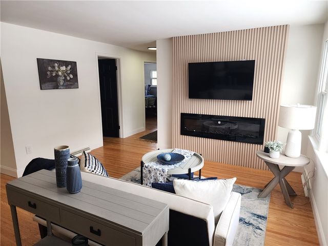 75 Everclay Drive, Greece, NY 14616