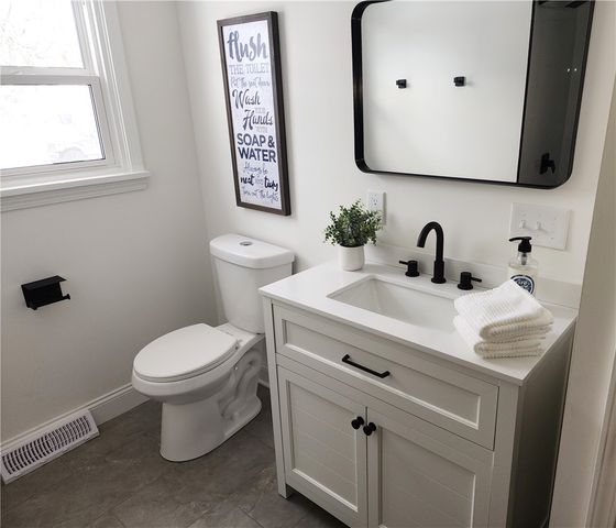 75 Everclay Drive, Greece, NY 14616