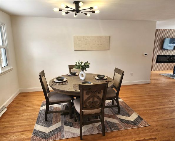 75 Everclay Drive, Greece, NY 14616