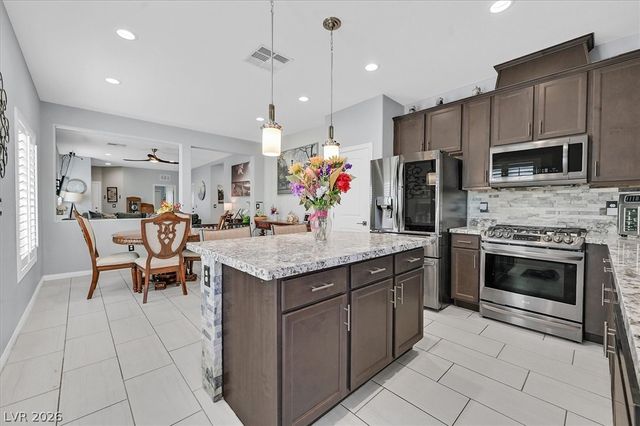 8094 Tulip Bulb Street, Las Vegas, NV 89113