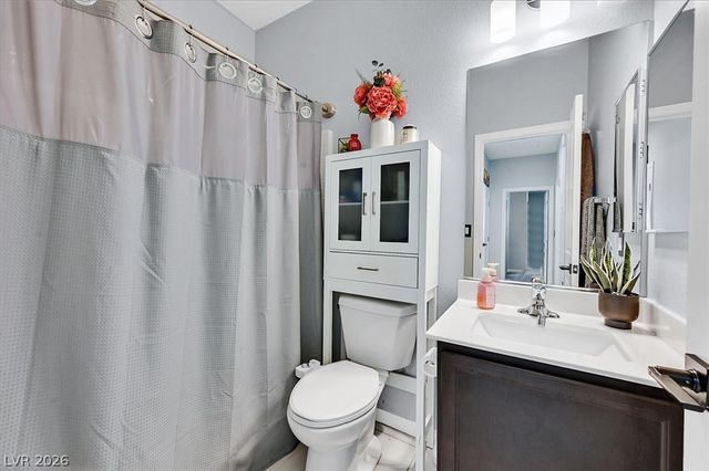 8094 Tulip Bulb Street, Las Vegas, NV 89113