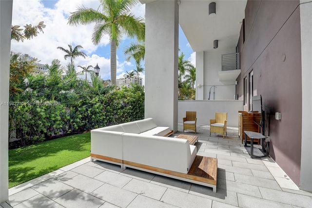 155 E Boca Raton Rd TH1, Boca Raton, FL 33432