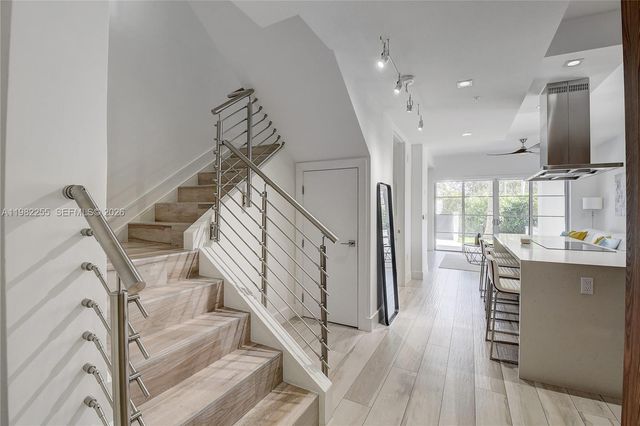 155 E Boca Raton Rd TH1, Boca Raton, FL 33432