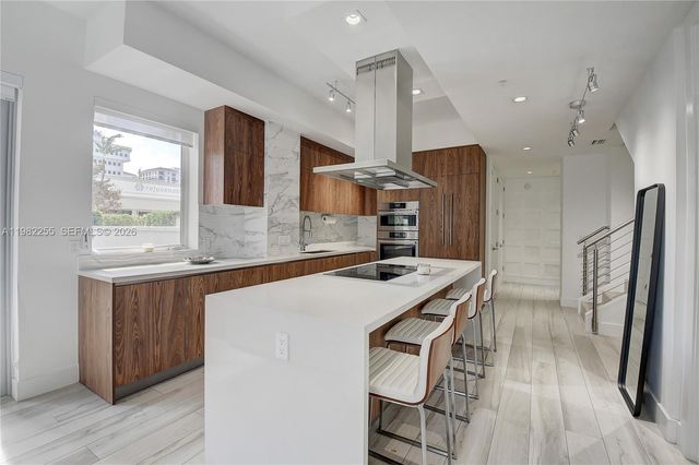 155 E Boca Raton Rd TH1, Boca Raton, FL 33432