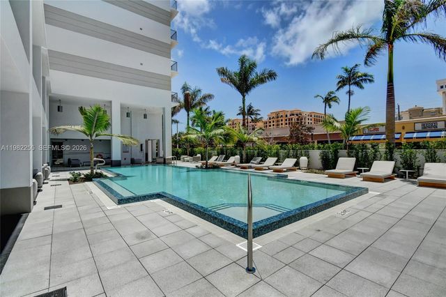 155 E Boca Raton Rd TH1, Boca Raton, FL 33432