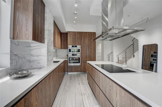 155 E Boca Raton Rd TH1, Boca Raton, FL 33432