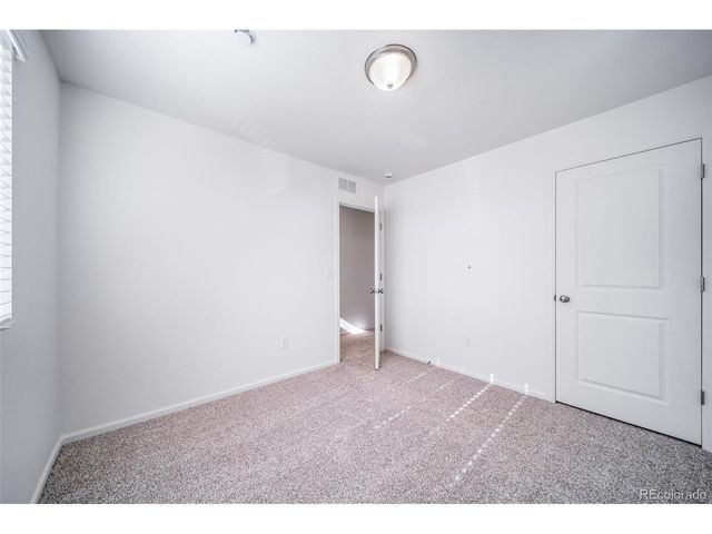 46569 Sunflower Ln, Bennett, CO 80102