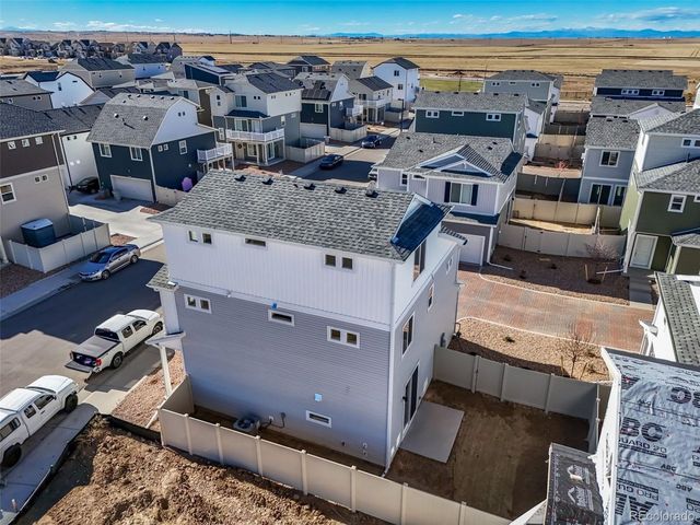 46569 Sunflower Ln, Bennett, CO 80102