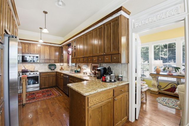 306 W Spring Street, Weatherford, TX 76086