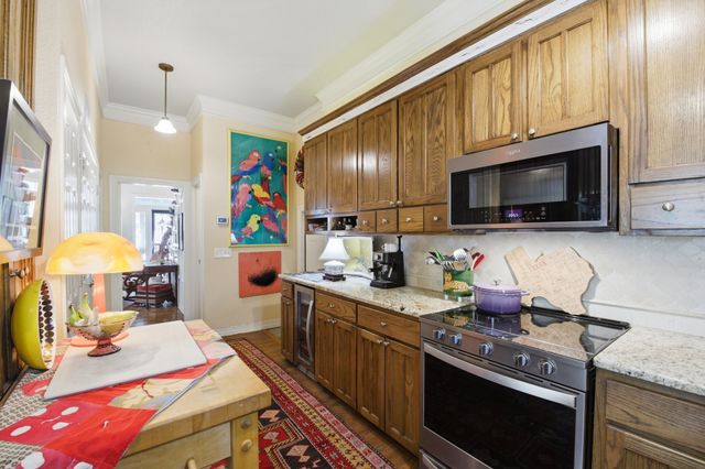 306 W Spring Street, Weatherford, TX 76086