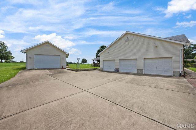 10 Mense Court, Old Monroe, MO 63369