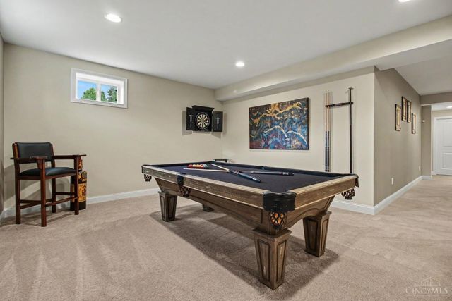 8961 Oakcrest Way, West Chester, OH 45069