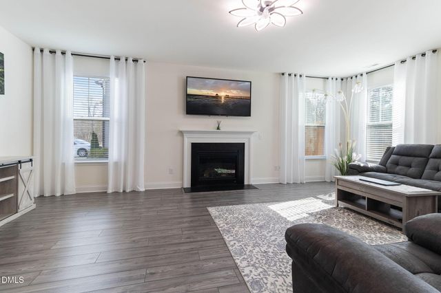 60 Waterview Way, Franklinton, NC 27525