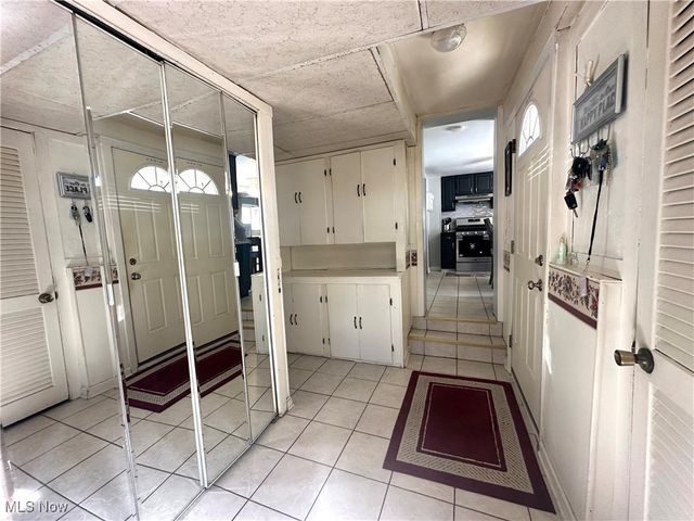 2780 Oberlin Avenue, Lorain, OH 44052