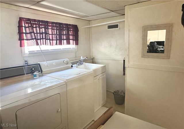 2780 Oberlin Avenue, Lorain, OH 44052