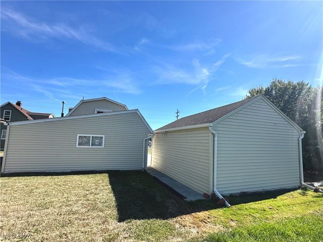 2780 Oberlin Avenue, Lorain, OH 44052