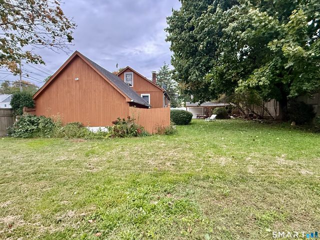 3330 Old Town Road, Bridgeport, CT 06606