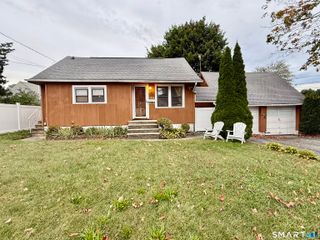 3330 Old Town Road, Bridgeport, CT 06606