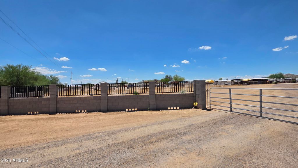30940 N VARNUM Road, San Tan Valley, AZ 85143 — photo 3