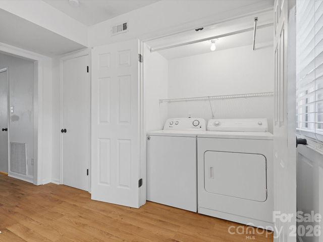 4640 Old Lantern Way, Charlotte, NC 28212