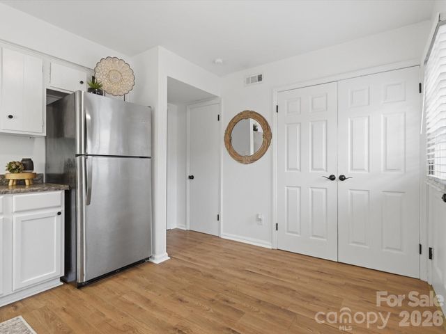 4640 Old Lantern Way, Charlotte, NC 28212