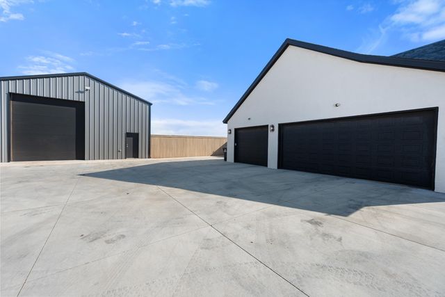 17609 County Rd 1800, Lubbock, TX 79424