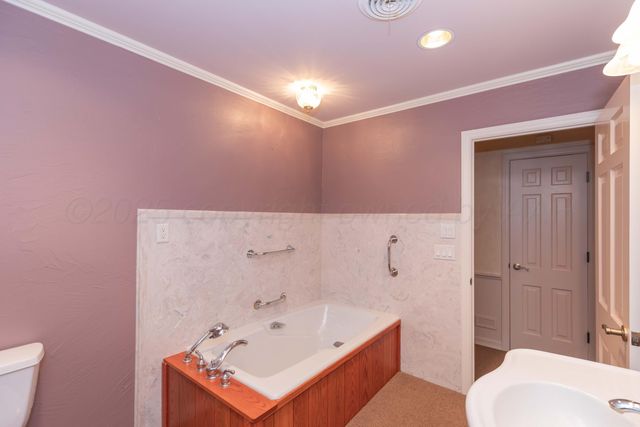 4102 PARAMOUNT Boulevard, Amarillo, TX 79109