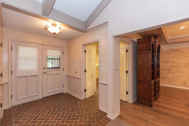 4102 PARAMOUNT Boulevard, Amarillo, TX 79109